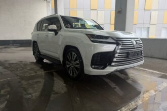 Lexus LX 700h 3.5 AT, 2025, 15 км
